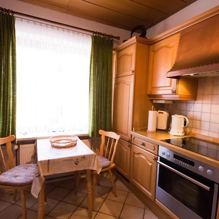 Haus Lily Nr.02 Bis Zu 6 Personen Davon Max. 2 Kinder Busum Exterior photo