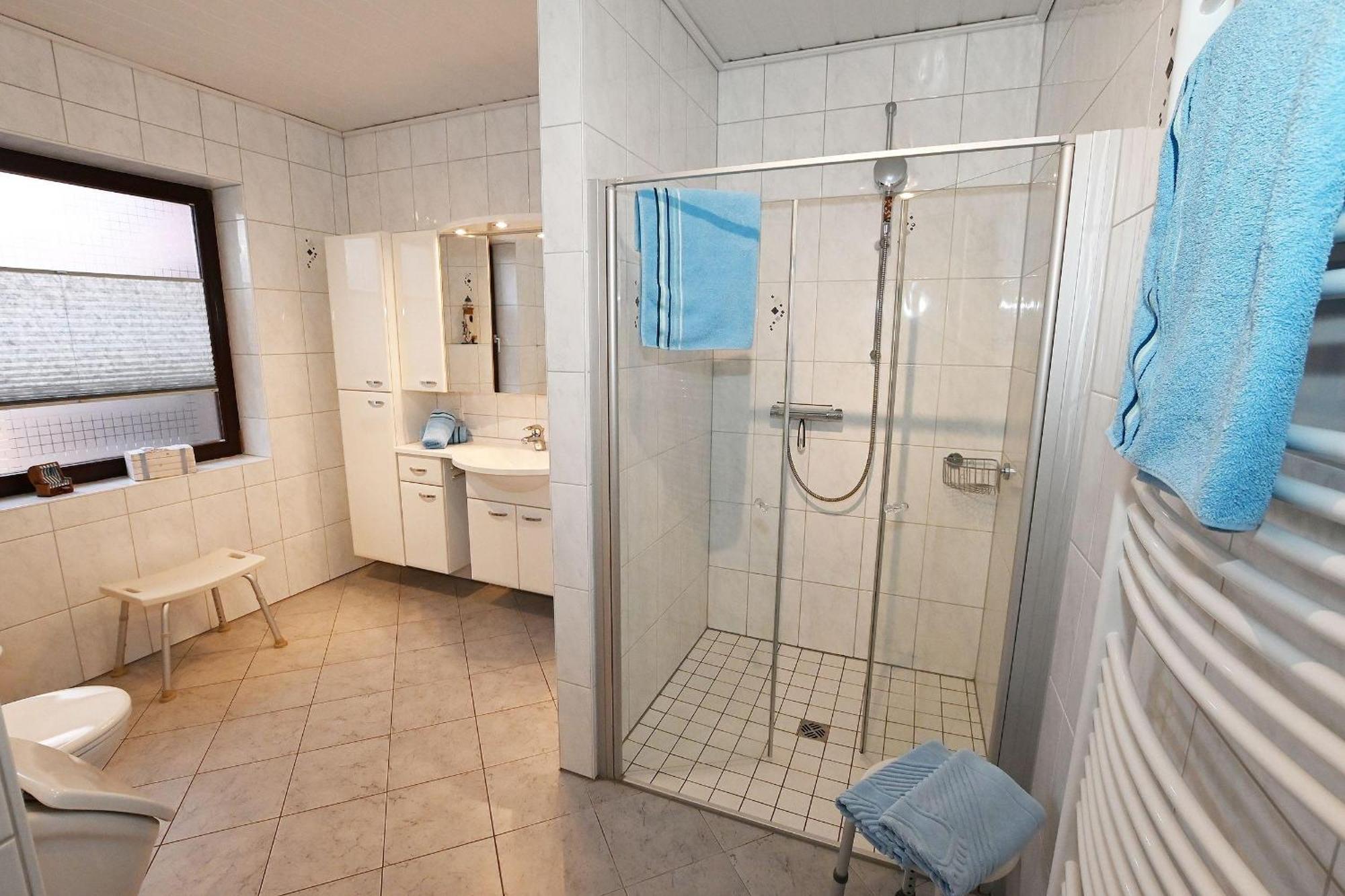Haus Lily Nr.02 Bis Zu 6 Personen Davon Max. 2 Kinder Busum Exterior photo
