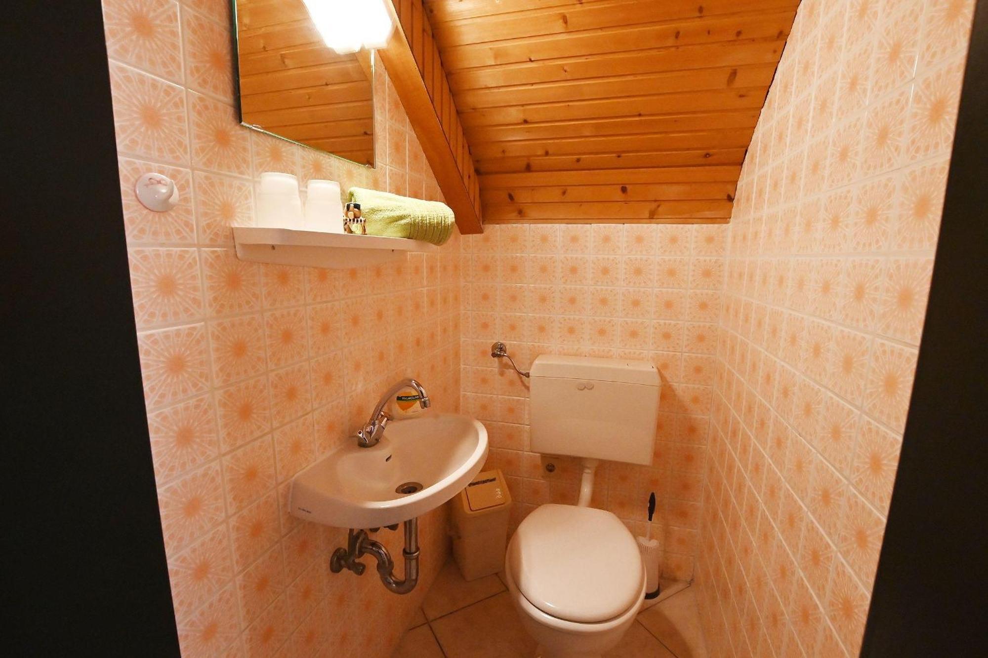 Haus Lily Nr.02 Bis Zu 6 Personen Davon Max. 2 Kinder Busum Exterior photo