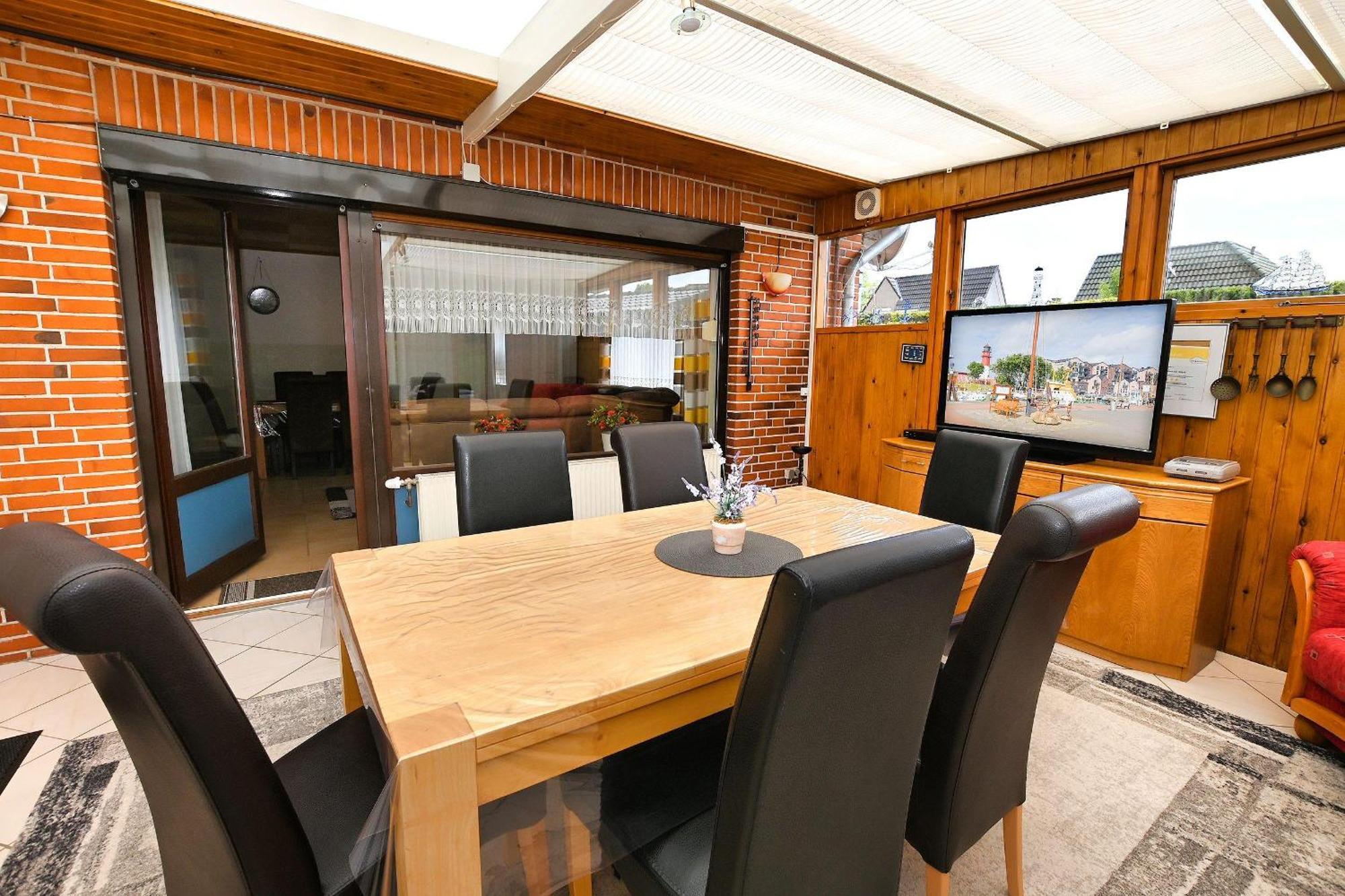 Haus Lily Nr.02 Bis Zu 6 Personen Davon Max. 2 Kinder Busum Exterior photo